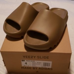 Yeezy Slides